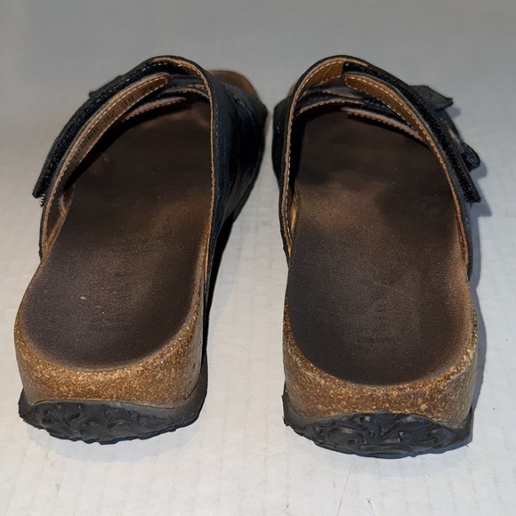 Think! Tri Color Leather Slide Sandals - Picture 7 of 10